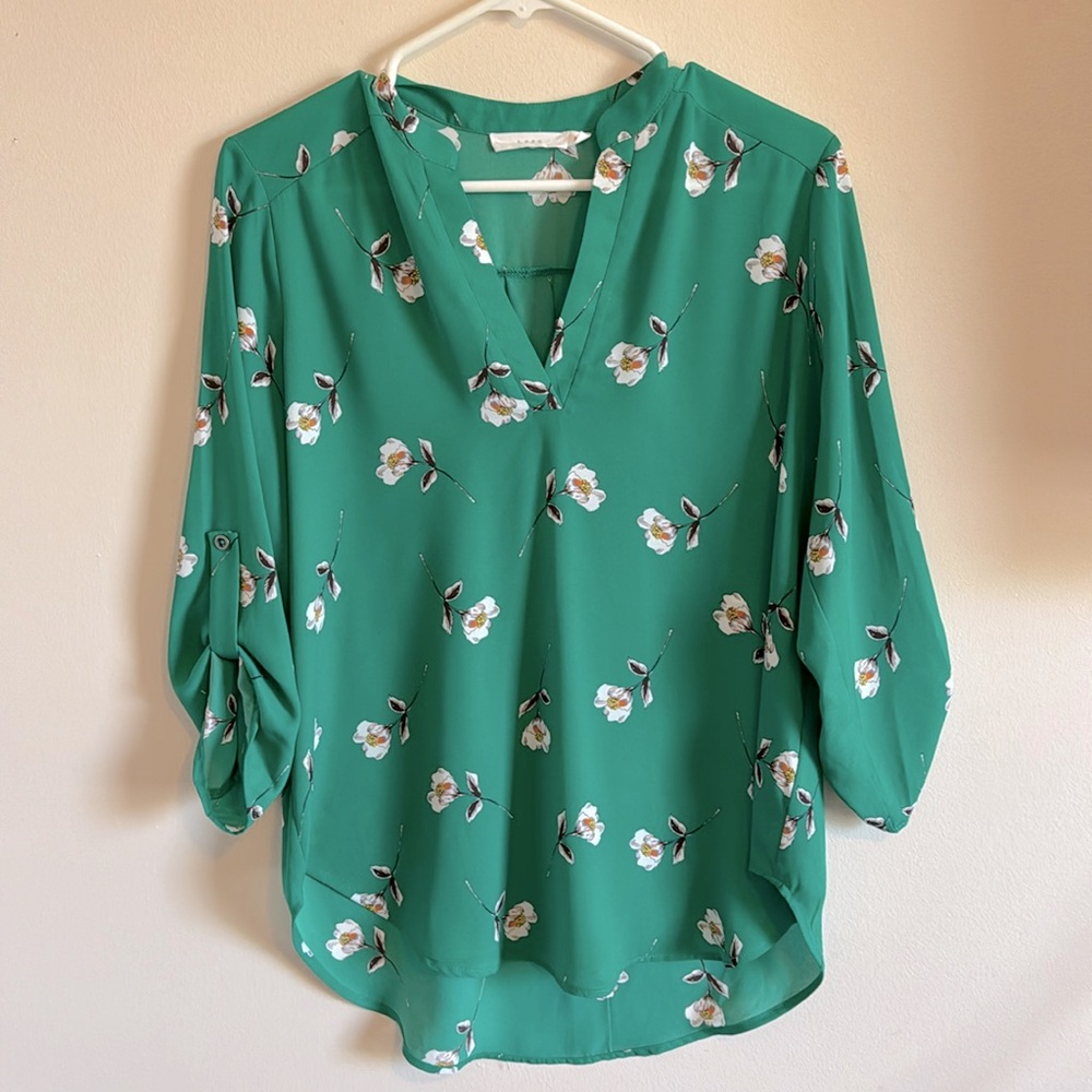 Lush - Split Neck Blouse - M